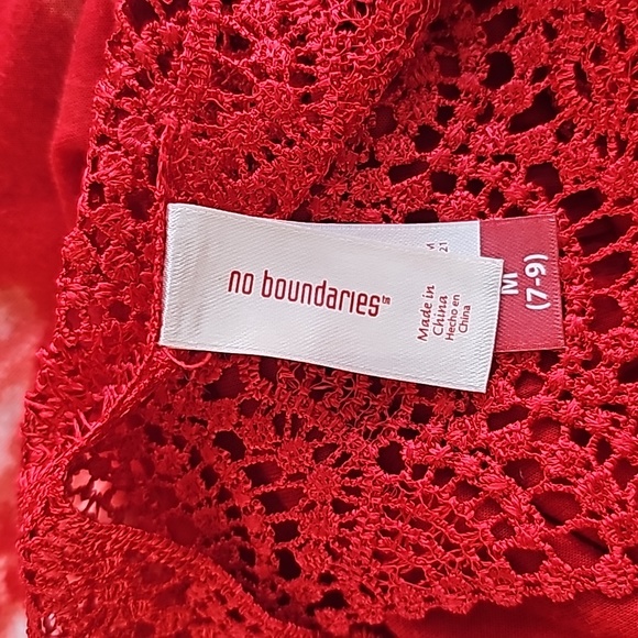 CROCHET BACK TIE-DIE TANK. RED. GREAT CONDITION. WOMEN'S SIZE MEDIUM - Picture 8 of 9